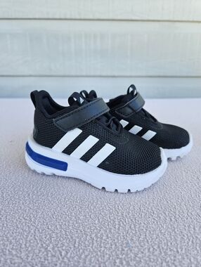Adidas Racer TR23 Sneaker Hook & Loop Toddler SZ 5K Black Athletic